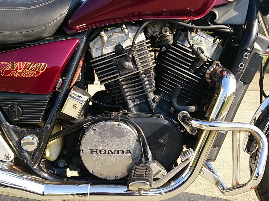 Купить мотоцикл Honda NV750Custom 1985 фото 18